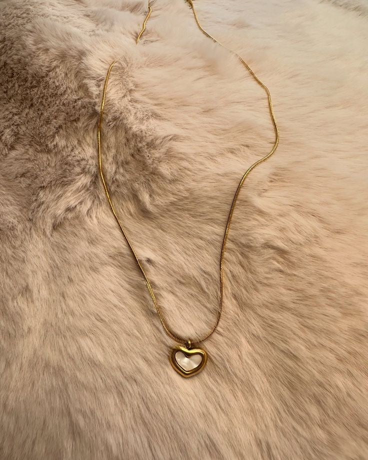 Pearl heart necklace