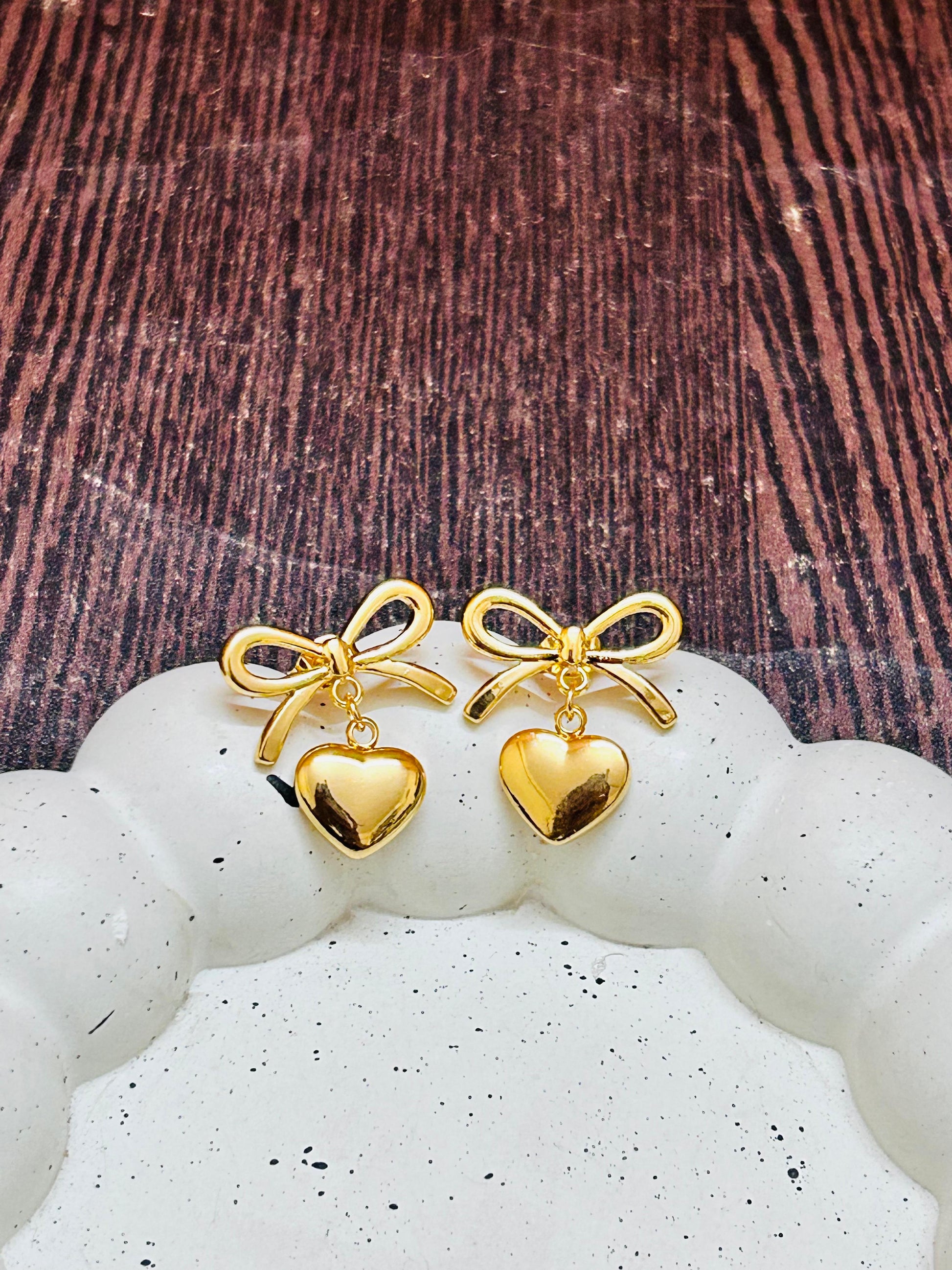 Gold heart bow Earrings